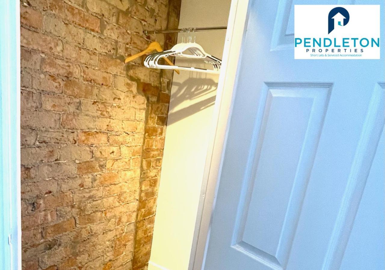 Modern 3 Bed House With Free Parking And Wi-Fi Villa Preston  Exterior photo