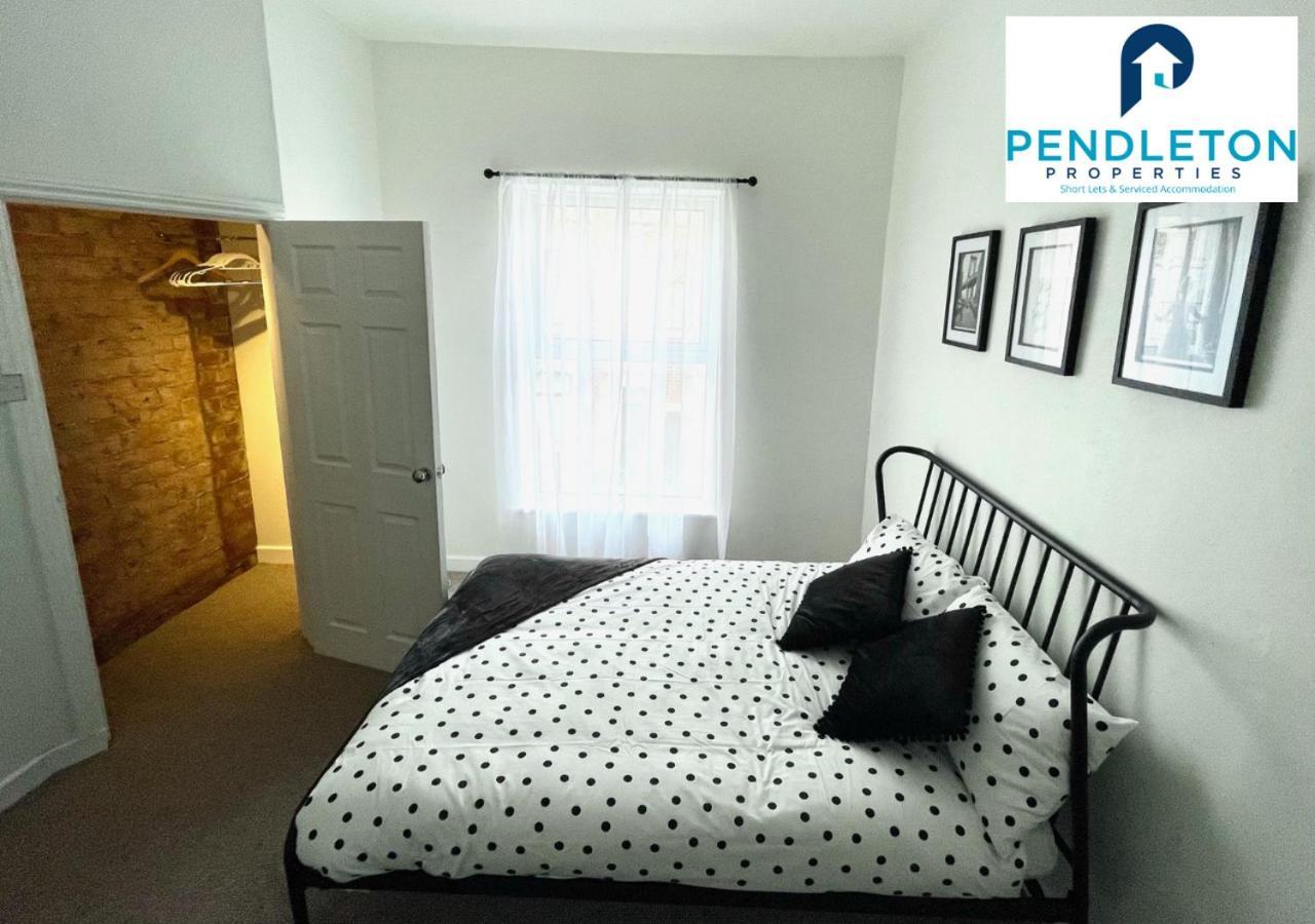 Modern 3 Bed House With Free Parking And Wi-Fi Villa Preston  Exterior photo